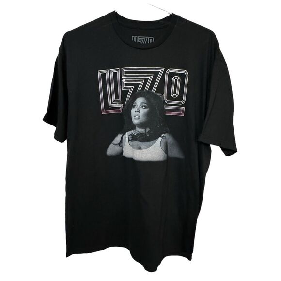 LIZZO Concert 2023 Special Tour Black Men’s XL T-Shirt MINT RAP R&B Rare - Picture 1 of 5